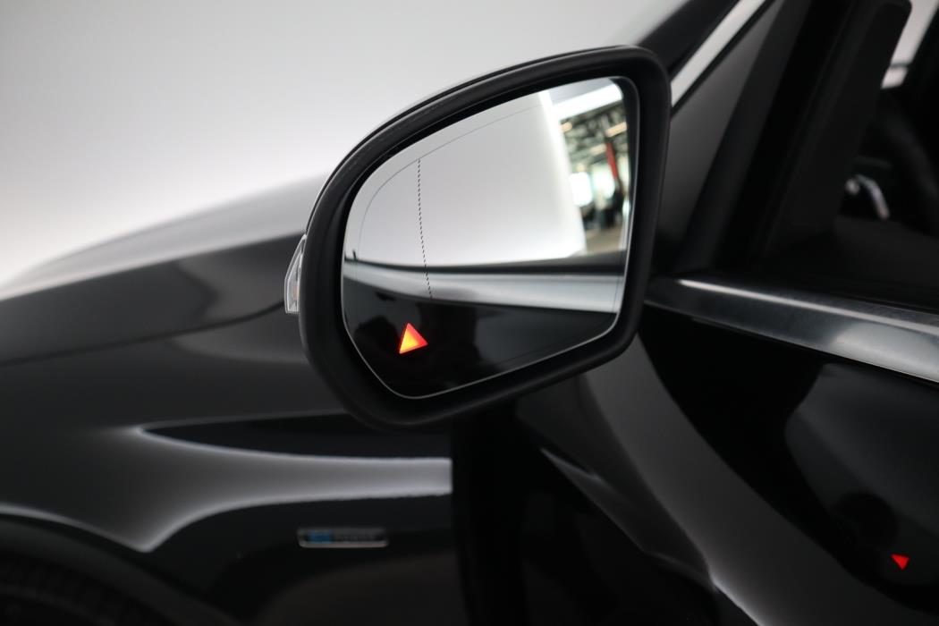 MERCEDES-BENZ GLC 2018