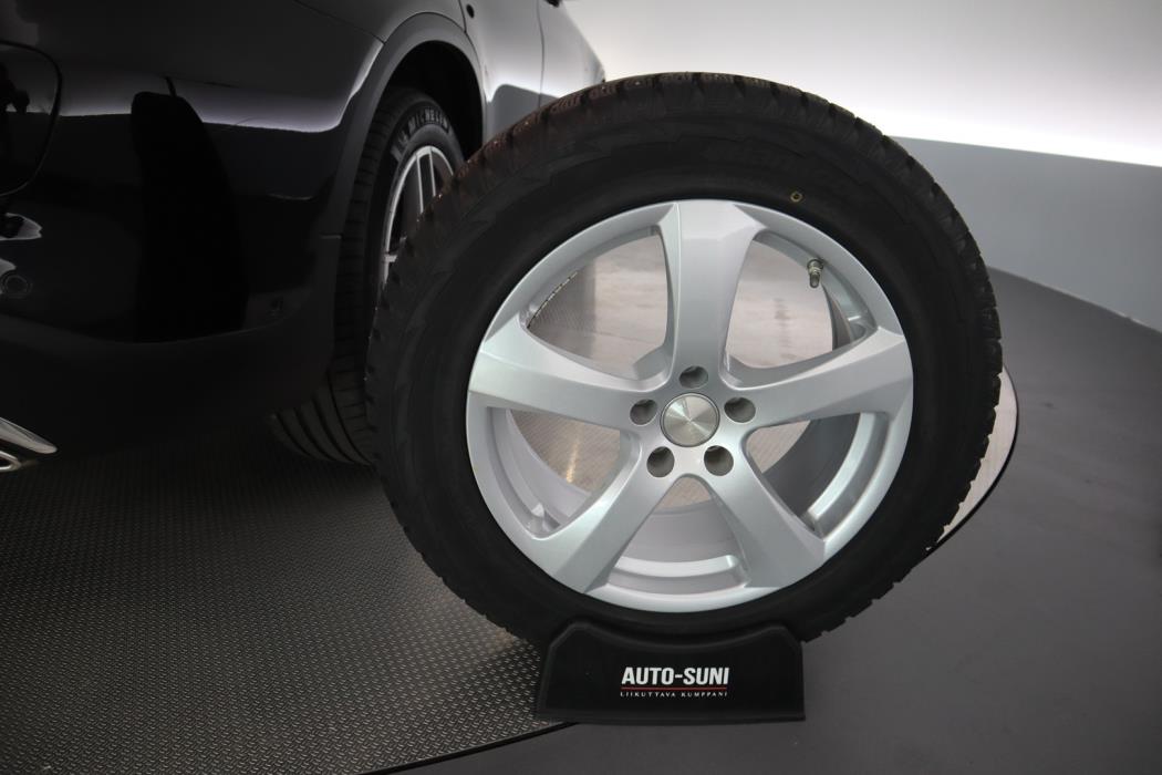 MERCEDES-BENZ GLC 2018