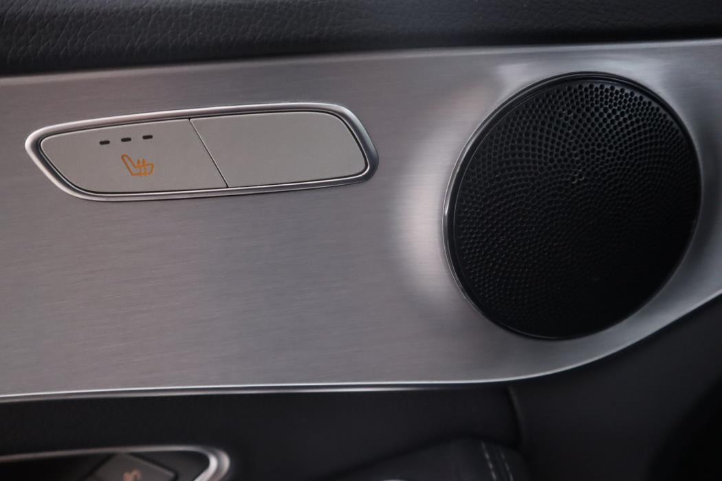 MERCEDES-BENZ C 2020