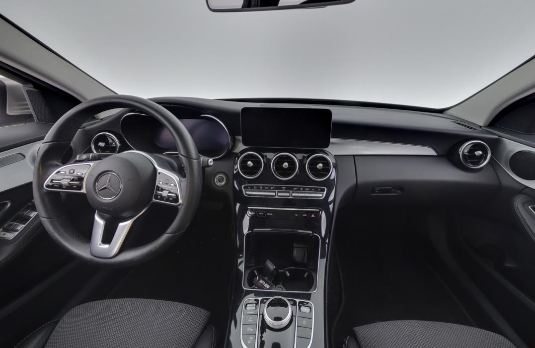 MERCEDES-BENZ C 2020