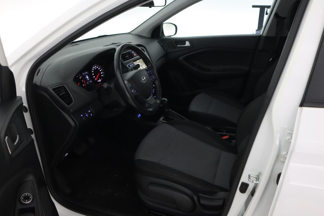 HYUNDAI i20 Hatchback 2019