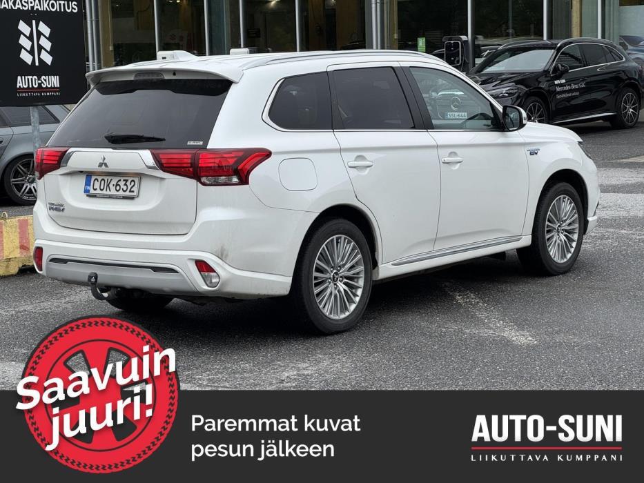 MITSUBISHI Outlander PHEV 2020