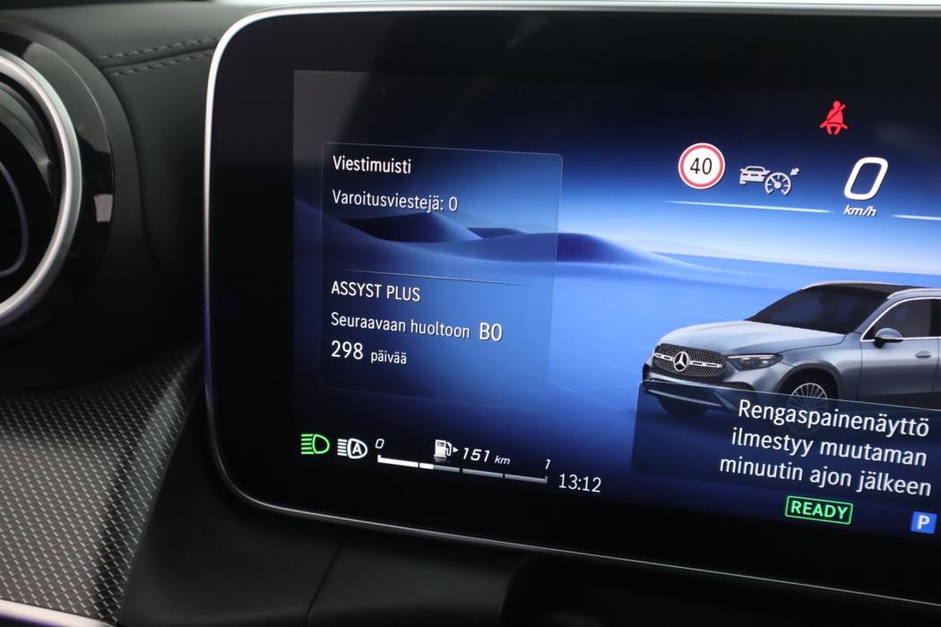 MERCEDES-BENZ GLC 2023