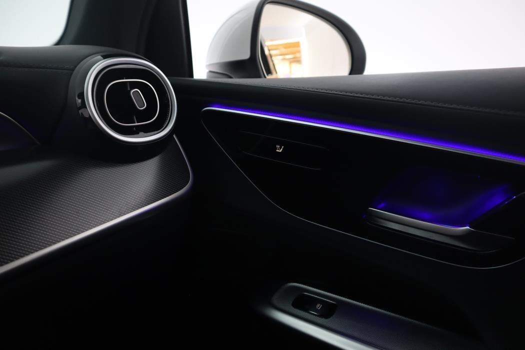 MERCEDES-BENZ GLC 2023