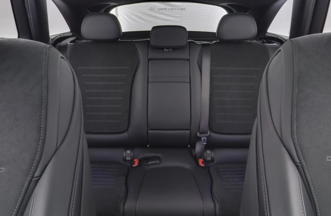 MERCEDES-BENZ GLC 2023