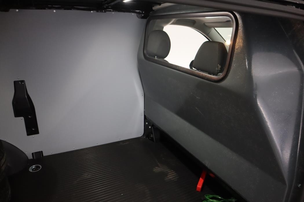 MERCEDES-BENZ Vito 2024