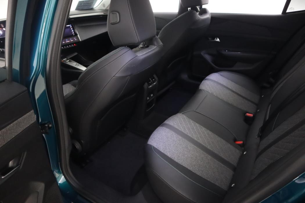 PEUGEOT 408 2023