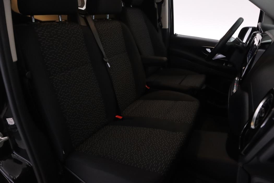 MERCEDES-BENZ Vito 2025