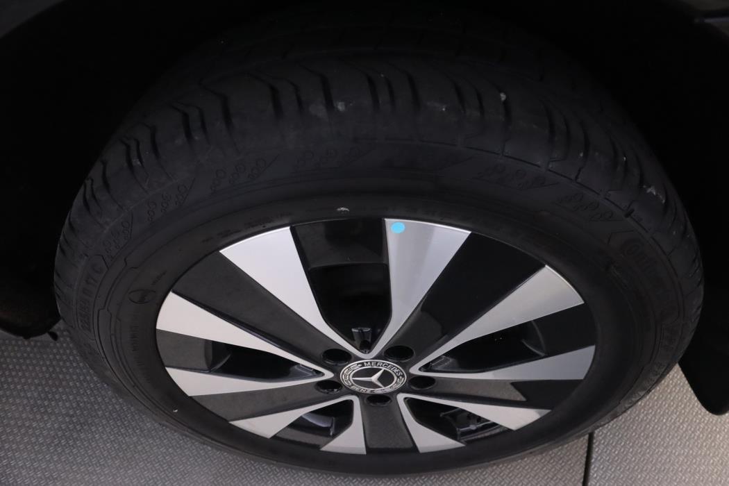 MERCEDES-BENZ Vito 2025