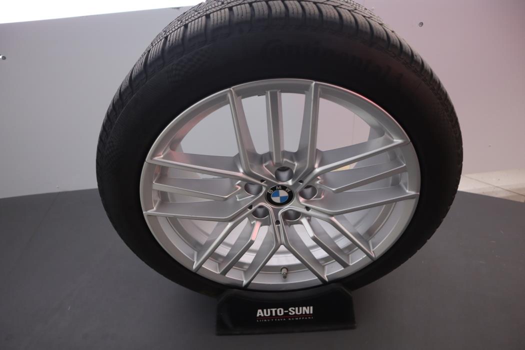 BMW i5 2025