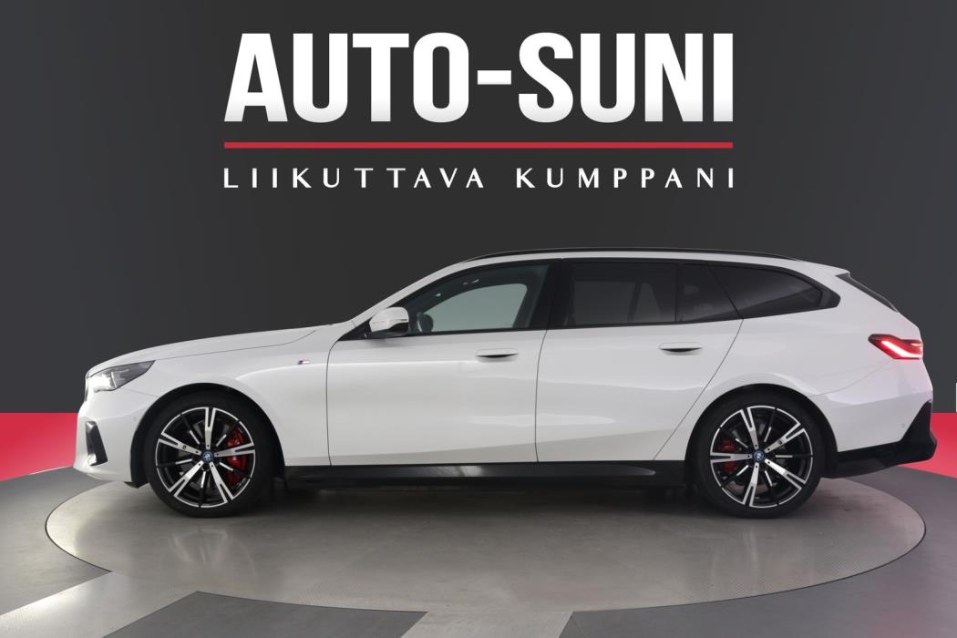 BMW i5 2025