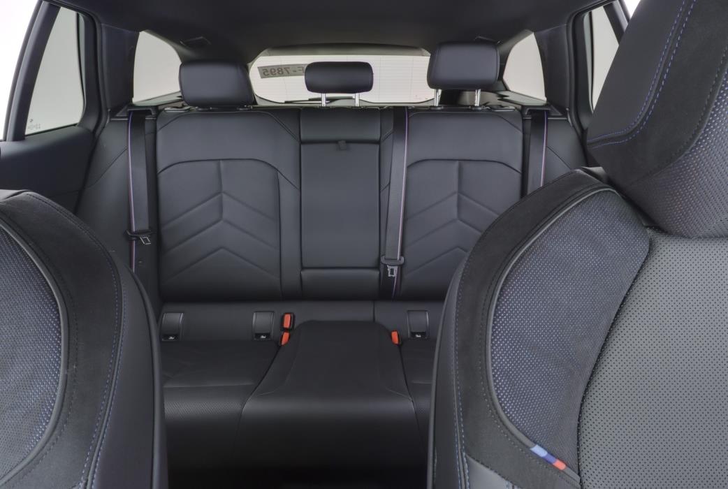 BMW i5 2025