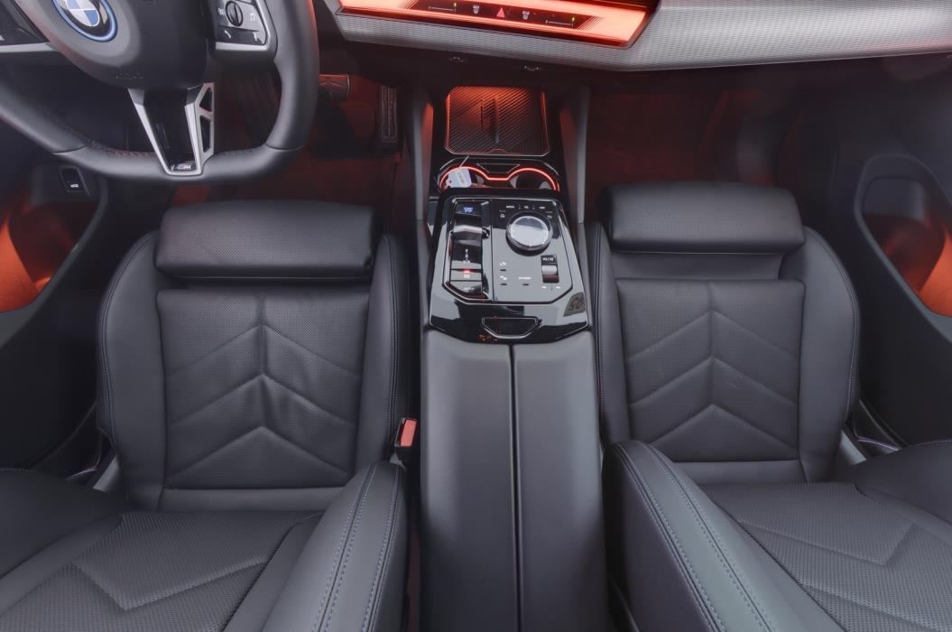 BMW i5 2025
