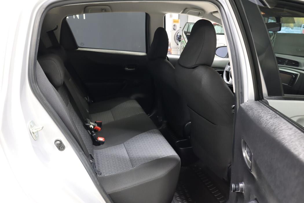 TOYOTA Yaris 2014