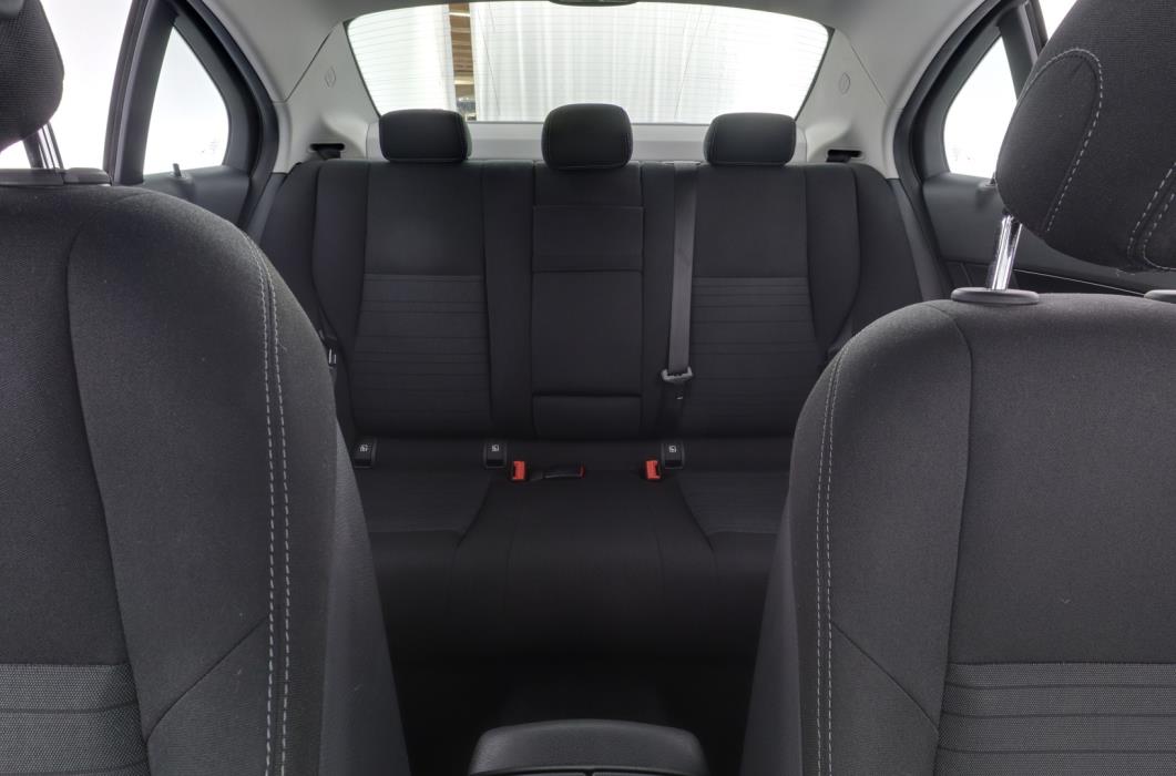 MERCEDES-BENZ C 2017