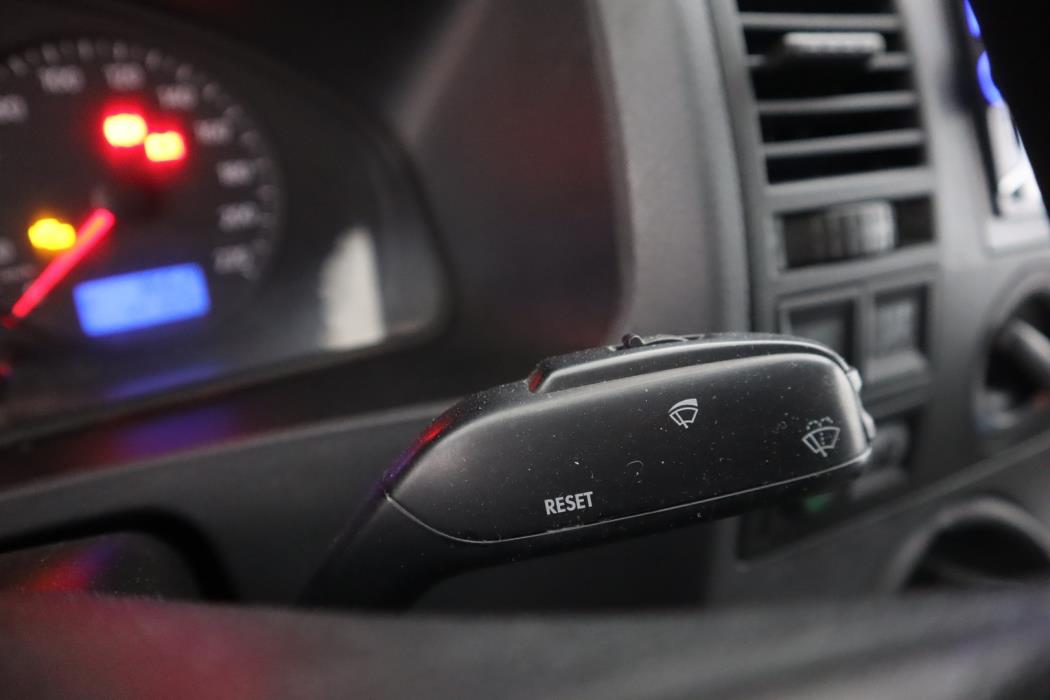 VOLKSWAGEN Transporter 2008