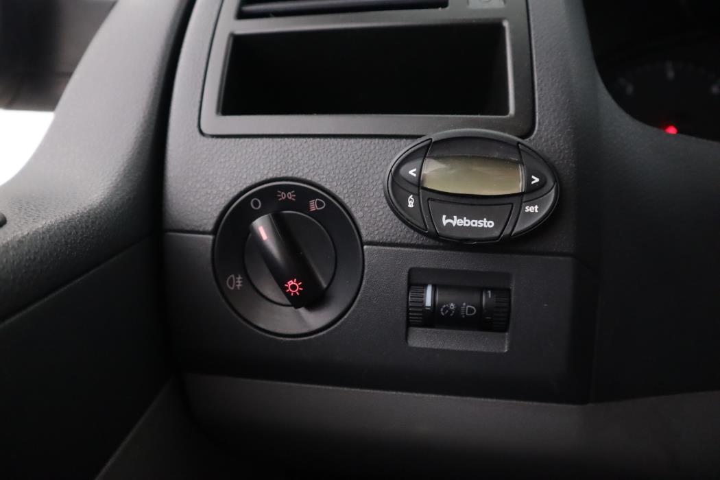 VOLKSWAGEN Transporter 2008