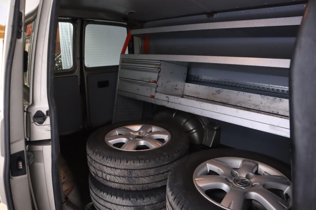 VOLKSWAGEN Transporter 2008