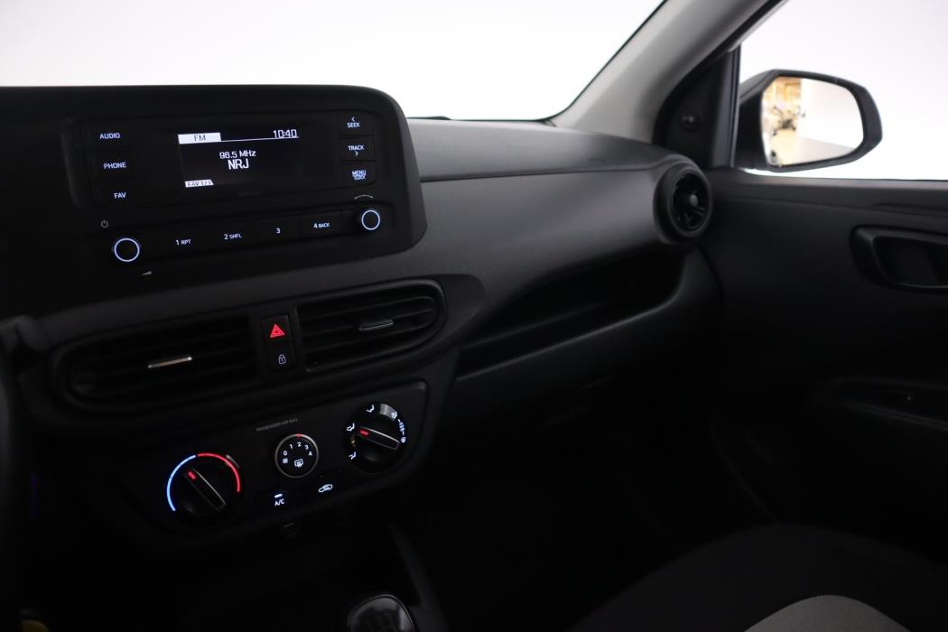 HYUNDAI i10 2021