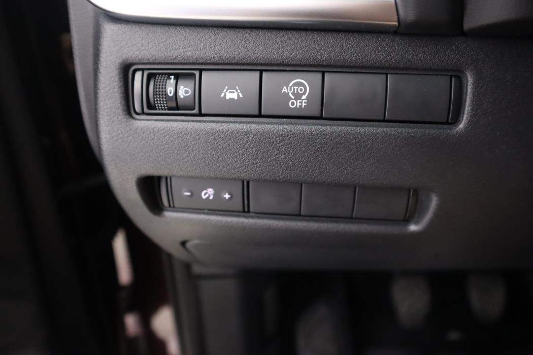 NISSAN Qashqai 2022
