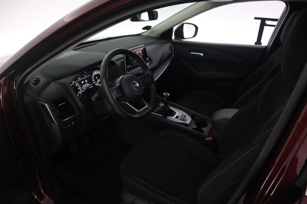 NISSAN Qashqai 2022