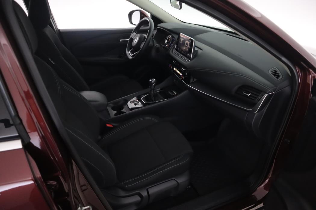 NISSAN Qashqai 2022