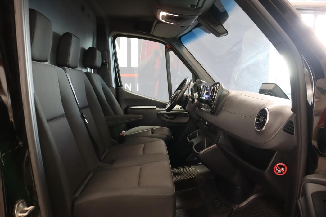 MERCEDES-BENZ Sprinter 2026