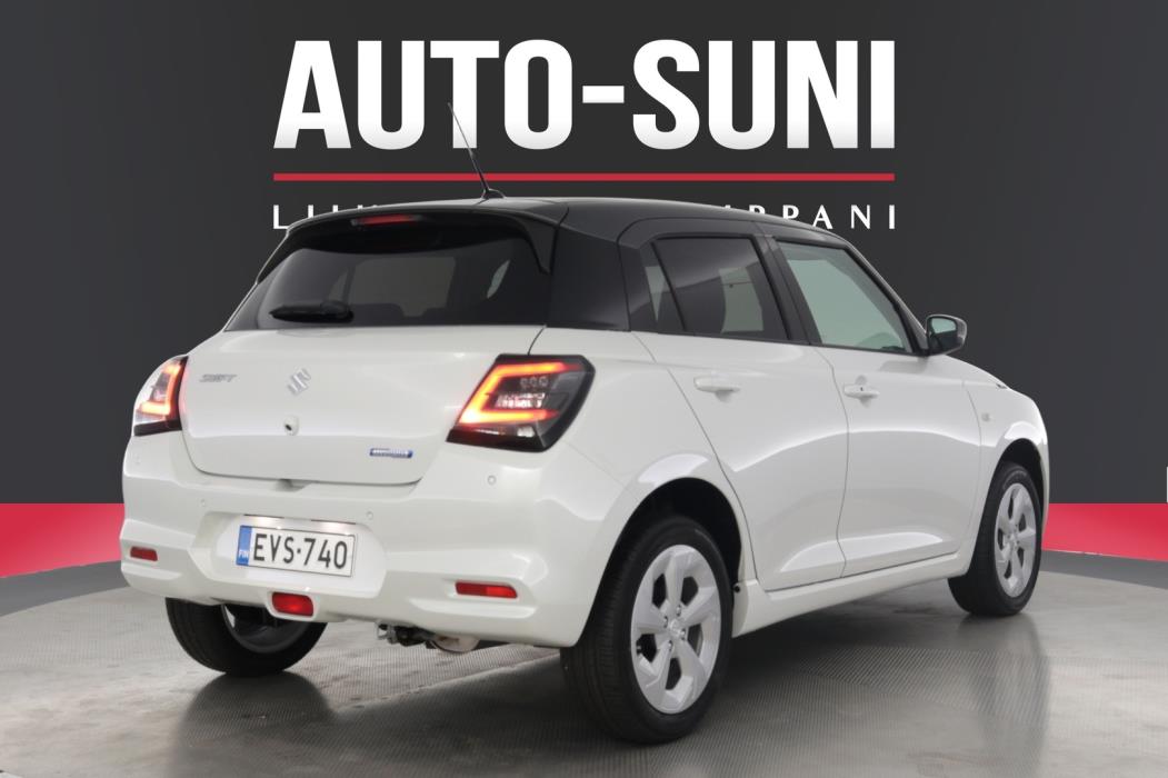 SUZUKI Swift 2025