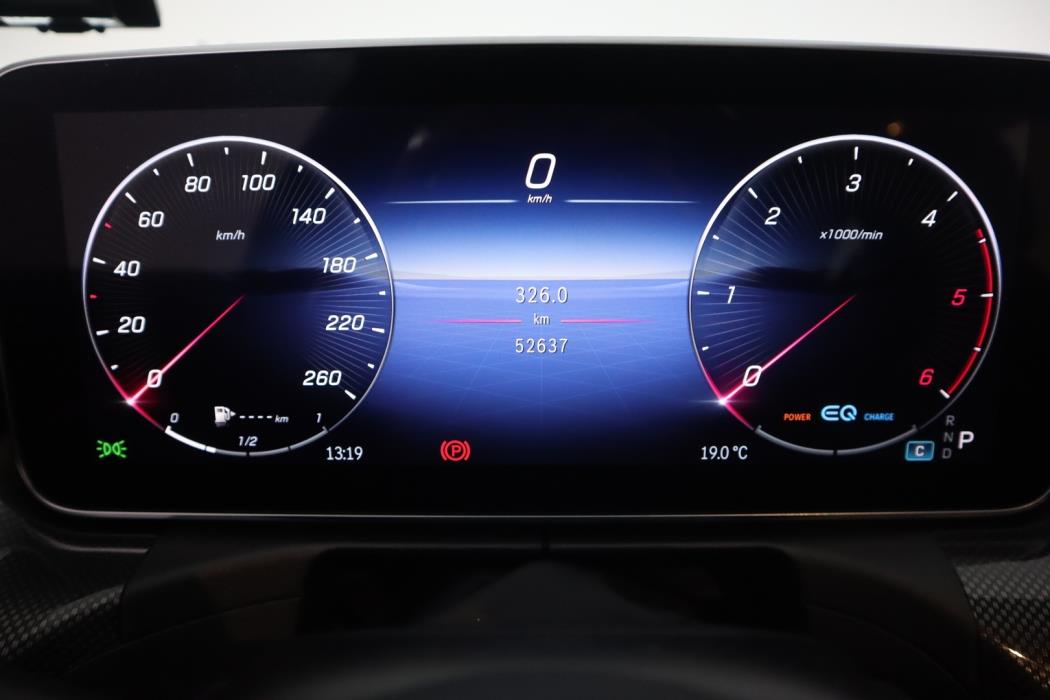 MERCEDES-BENZ C 2022