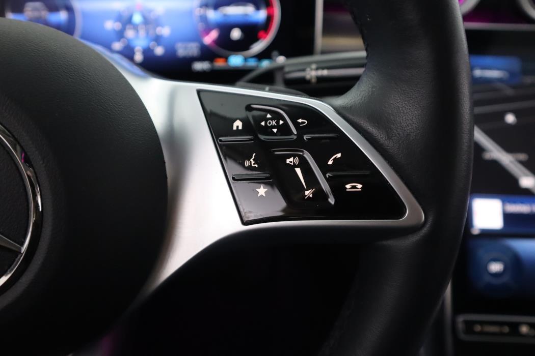 MERCEDES-BENZ C 2022