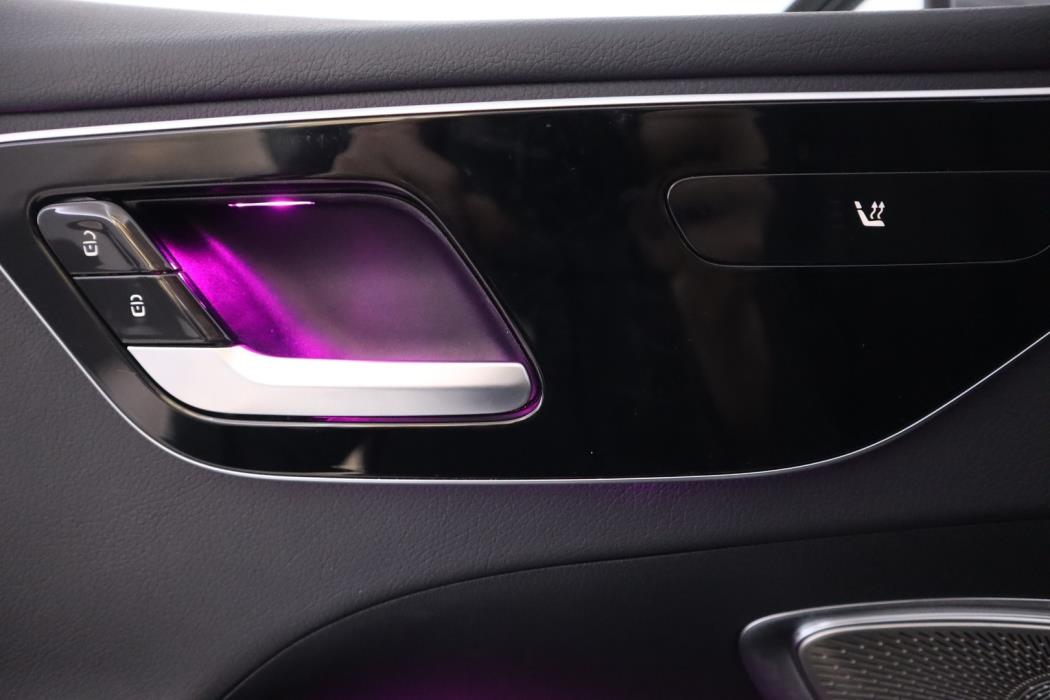 MERCEDES-BENZ C 2022