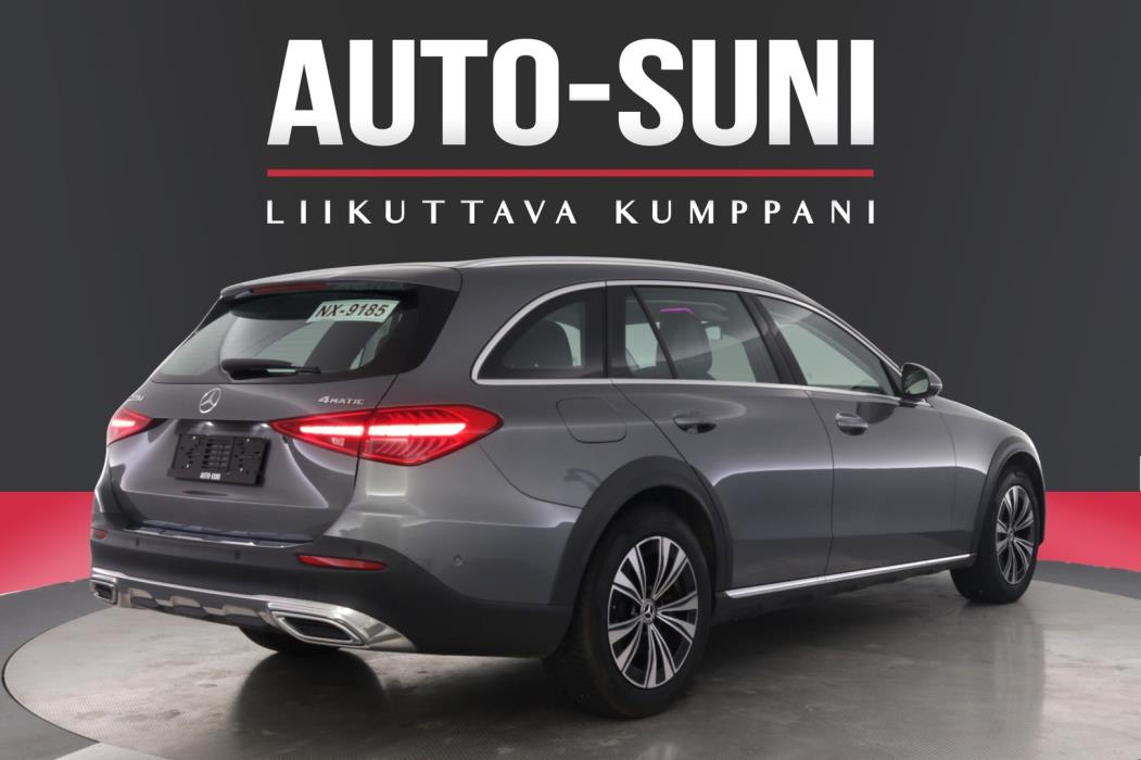 MERCEDES-BENZ C 2022