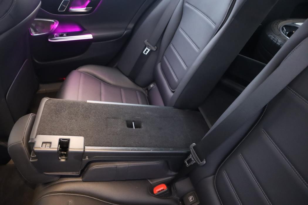 MERCEDES-BENZ C 2022