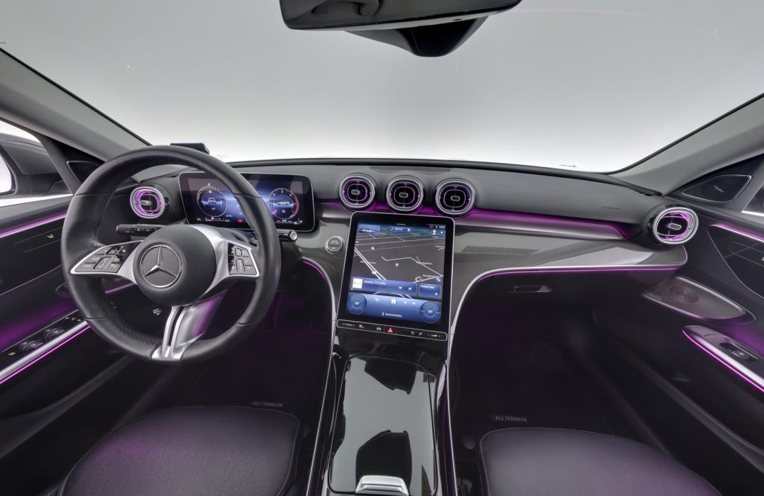 MERCEDES-BENZ C 2022