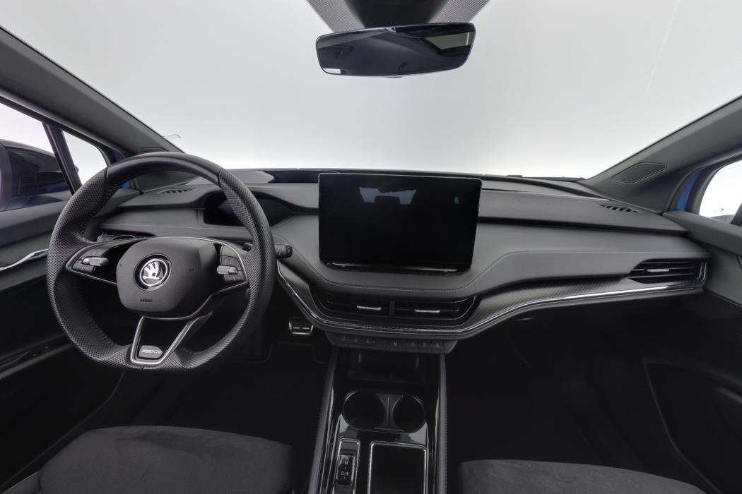SKODA Enyaq 2025