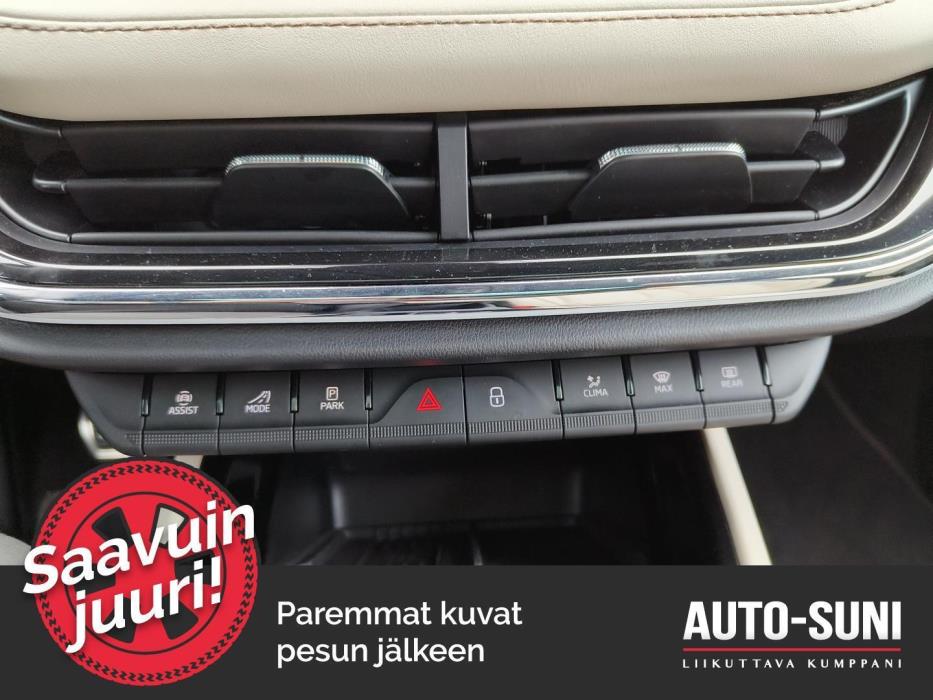 SKODA Enyaq 2025