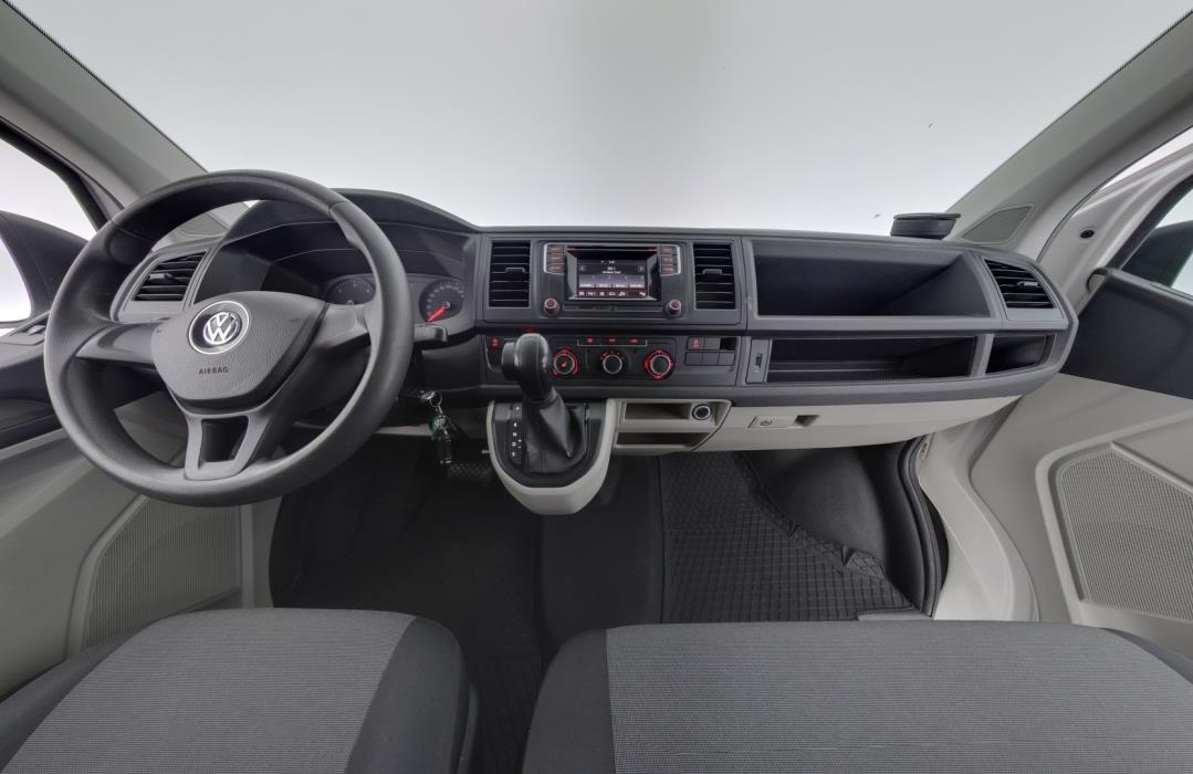 VOLKSWAGEN Transporter 2016