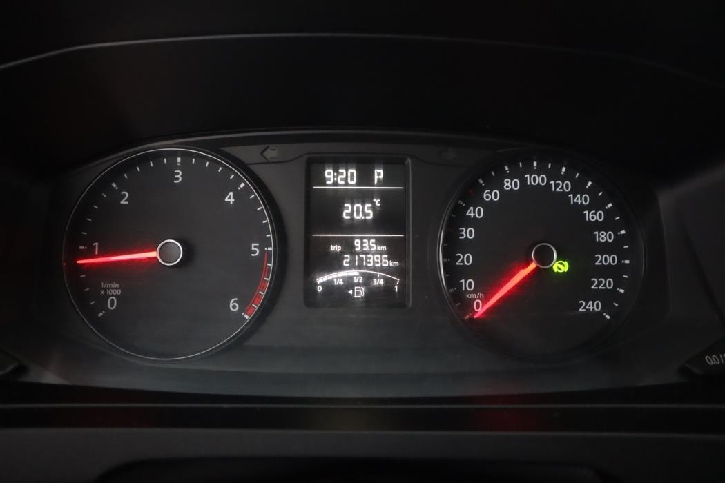 VOLKSWAGEN Transporter 2016