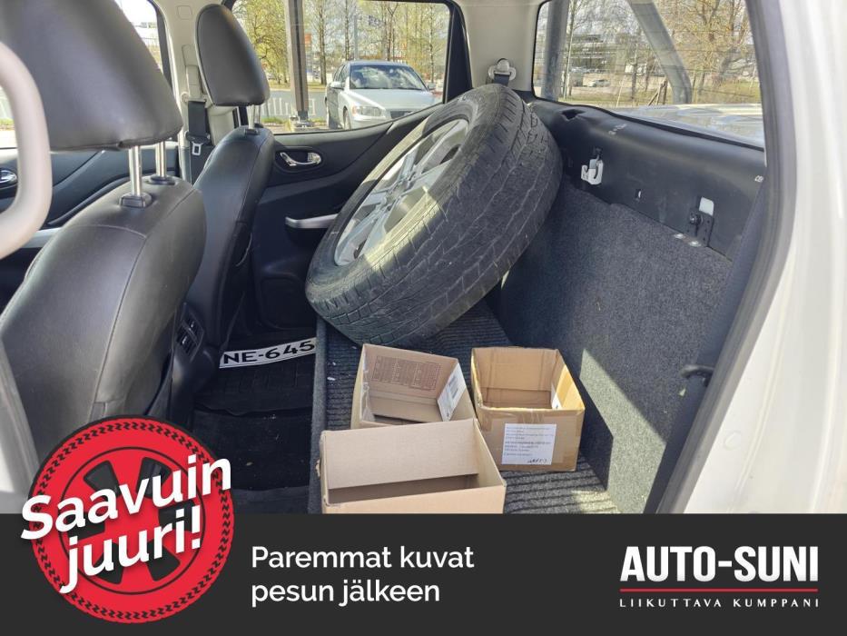 NISSAN Navara 2018