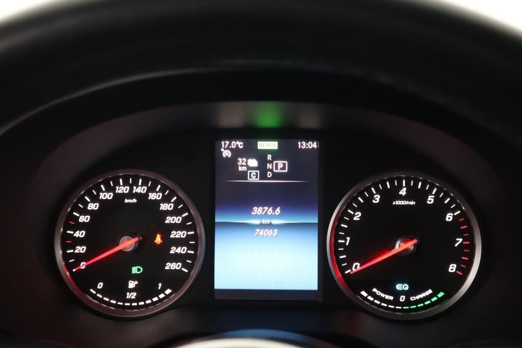 MERCEDES-BENZ GLC 2021