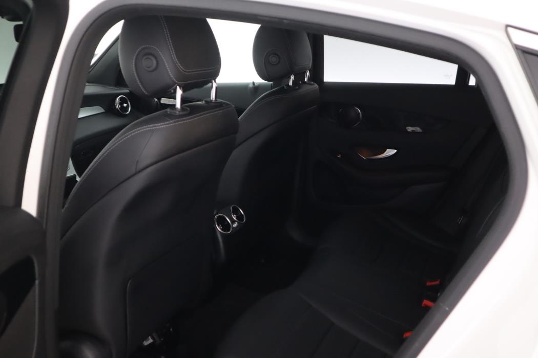 MERCEDES-BENZ GLC 2021