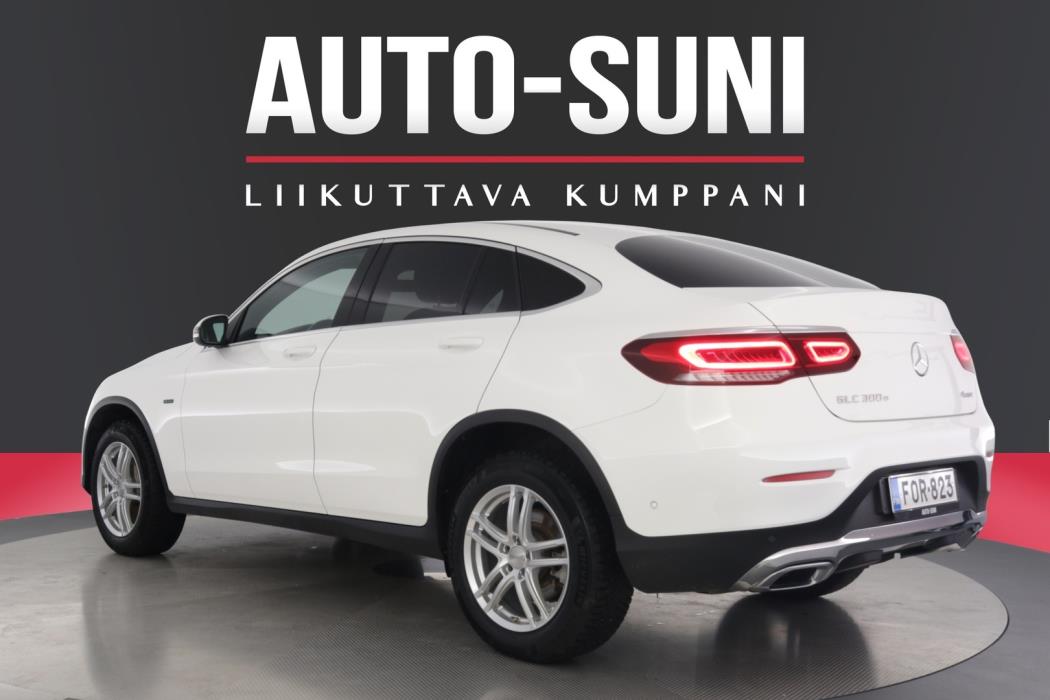 MERCEDES-BENZ GLC 2021