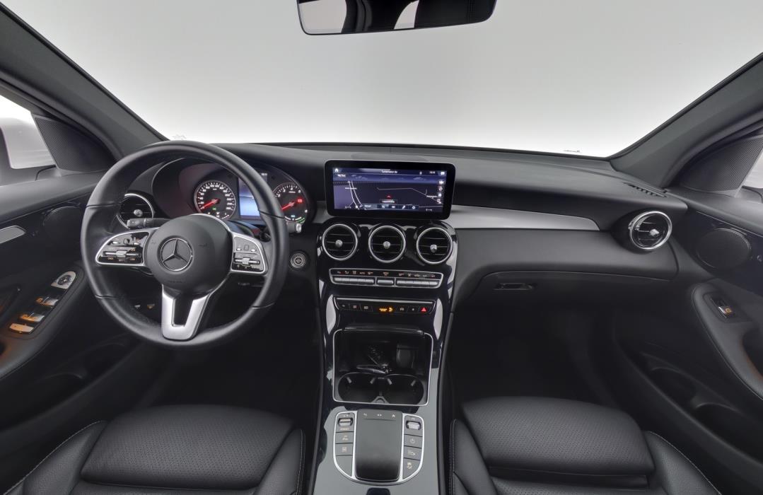 MERCEDES-BENZ GLC 2021