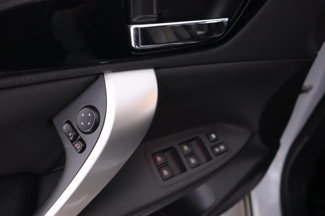 MITSUBISHI Eclipse Cross 2021