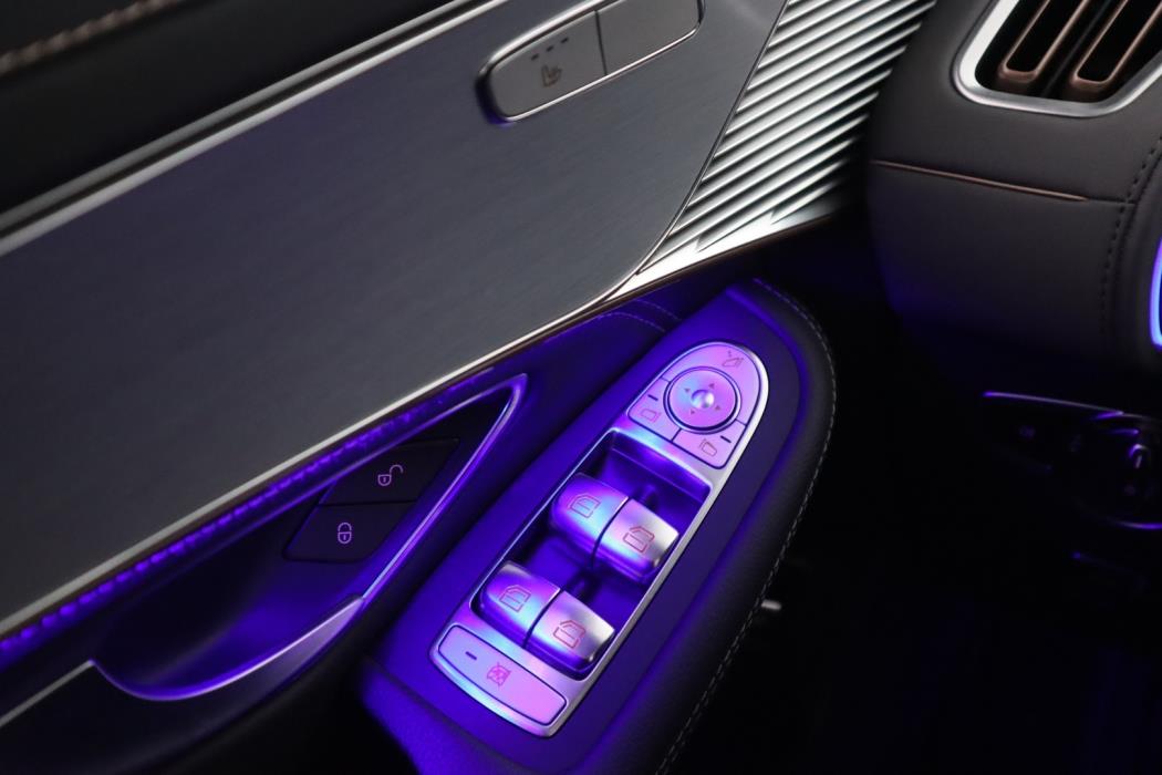 MERCEDES-BENZ EQC 2020