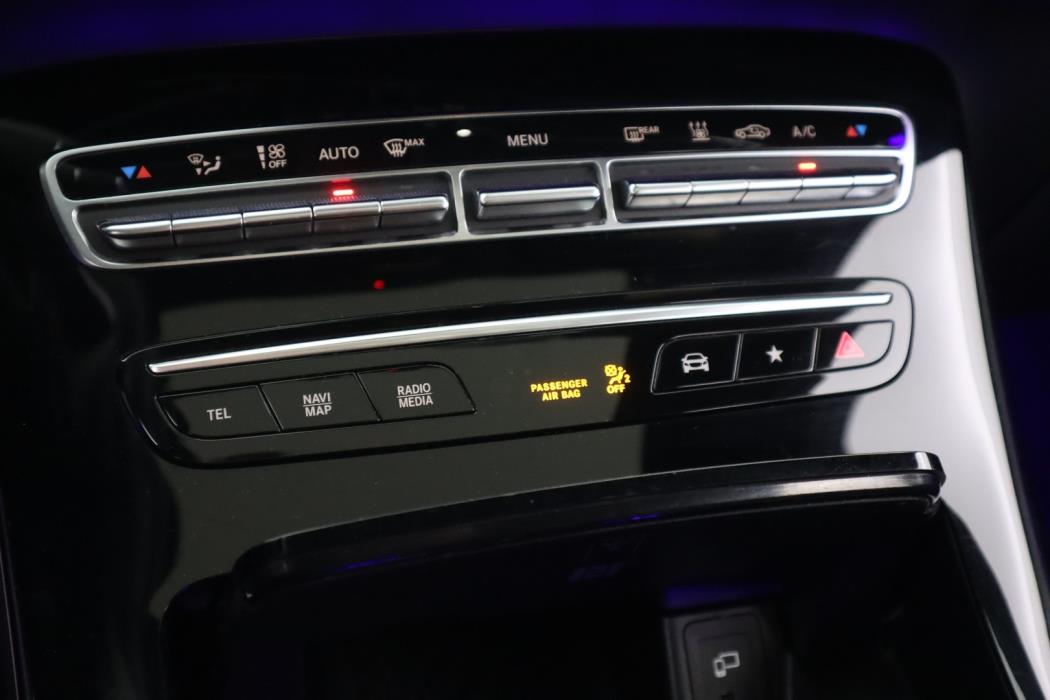 MERCEDES-BENZ EQC 2020