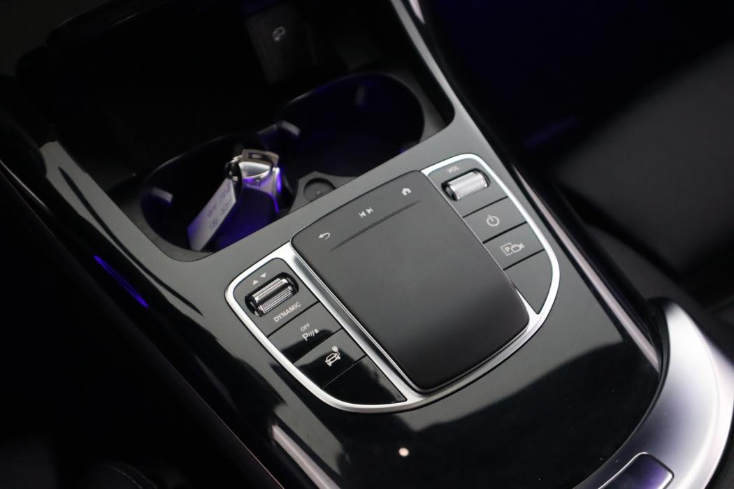 MERCEDES-BENZ EQC 2020