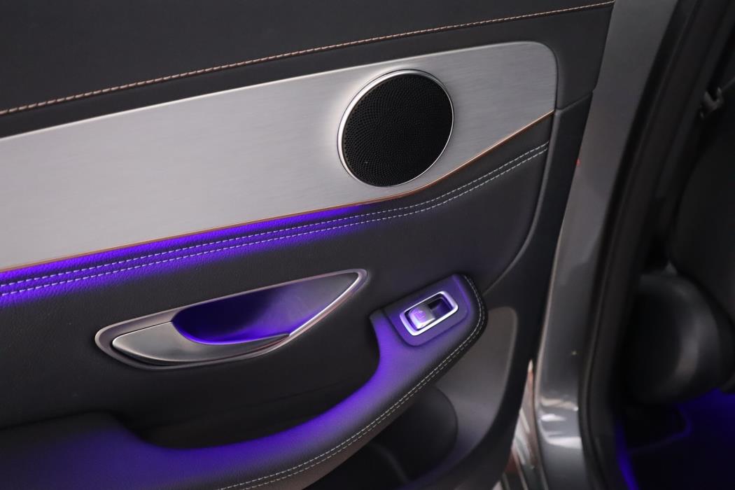 MERCEDES-BENZ EQC 2020