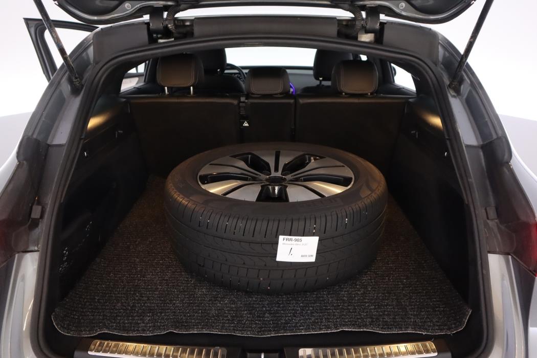 MERCEDES-BENZ EQC 2020