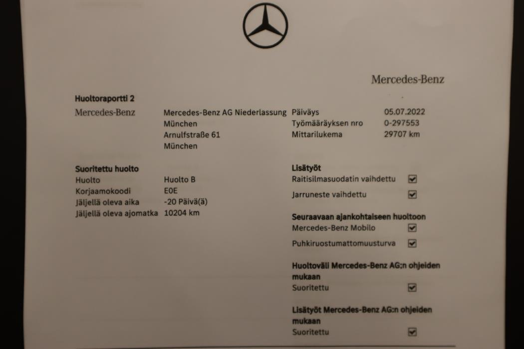 MERCEDES-BENZ EQC 2020